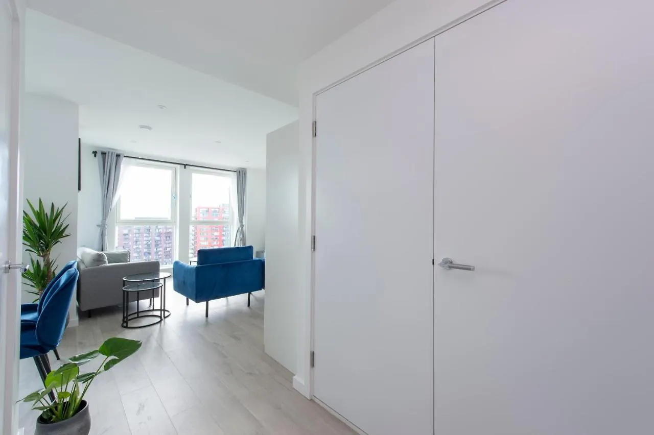 Апартаменты Ac Luxe Penthouse With Free Parking Лондон