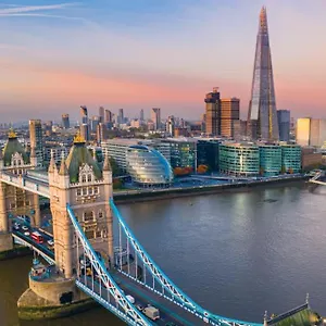 Apartment Cosy 2 Bdr Flat With Free Parking Near Tower Bridge, London