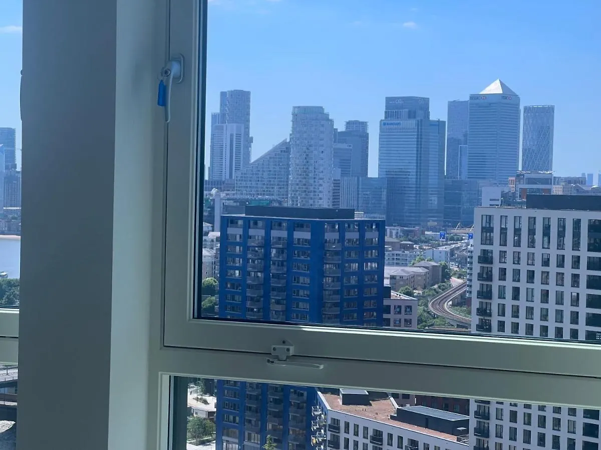 Ac Luxe Penthouse With Free Parking Apartment London