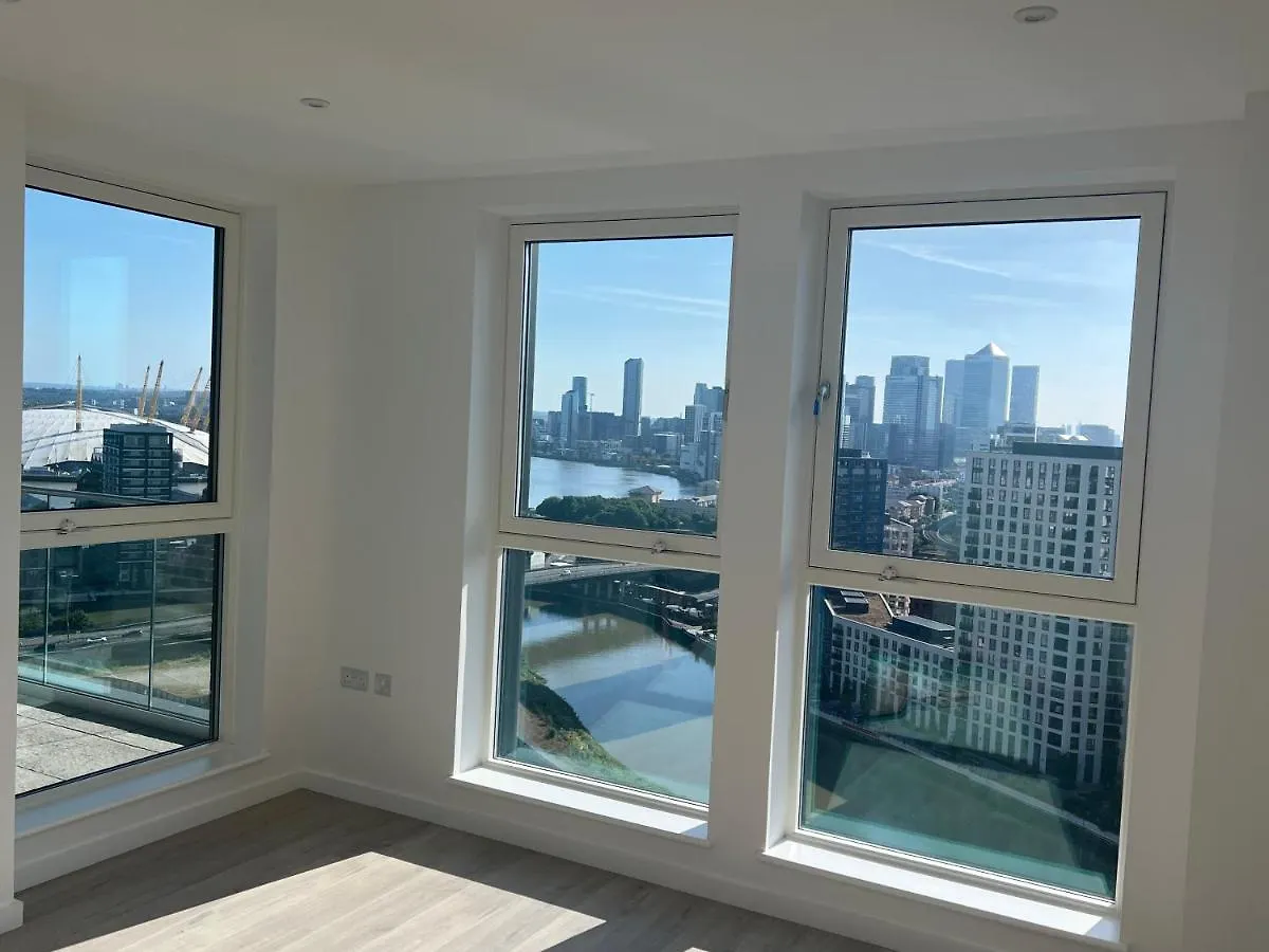 Ac Luxe Penthouse With Free Parking Apartment London