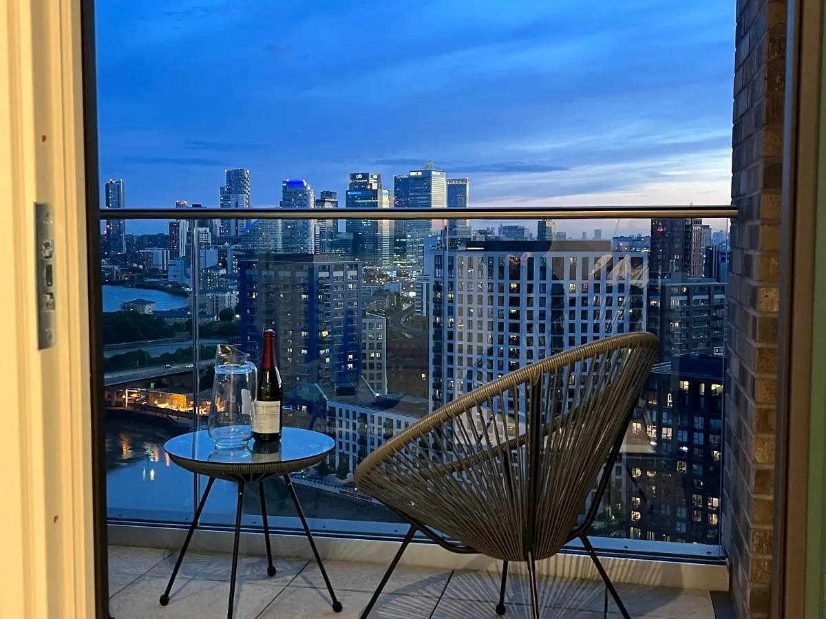 Ac Luxe Penthouse With Free Parking Apartment London