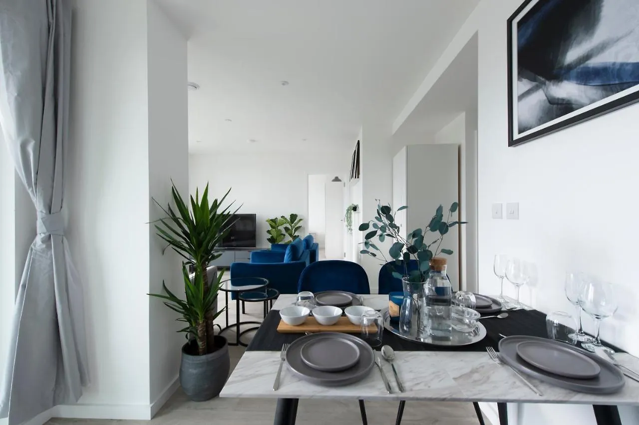 Ac Luxe Penthouse With Free Parking Apartment London United Kingdom