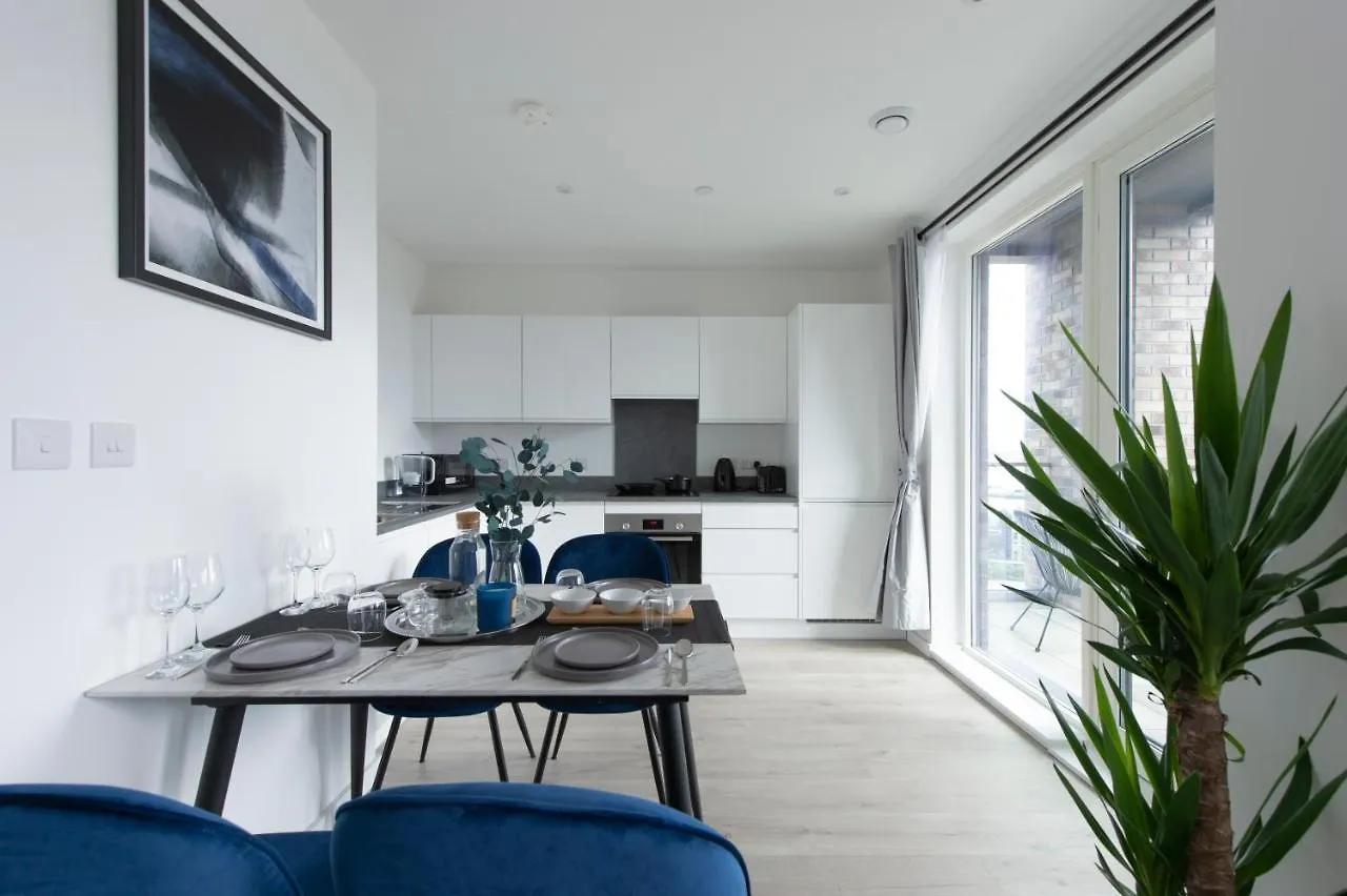Ac Luxe Penthouse With Free Parking Apartment London United Kingdom