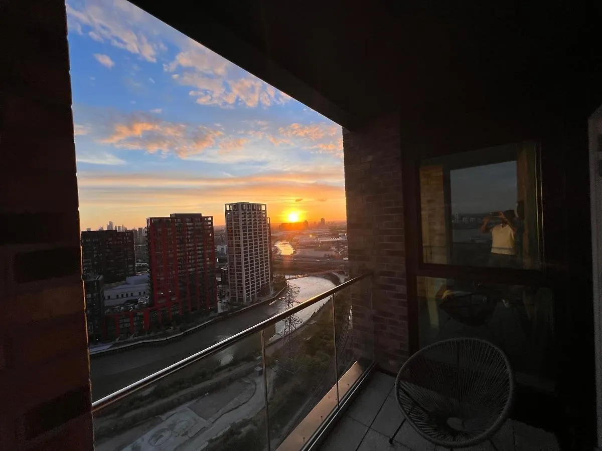 Ac Luxe Penthouse With Free Parking Apartment London 0*,  United Kingdom