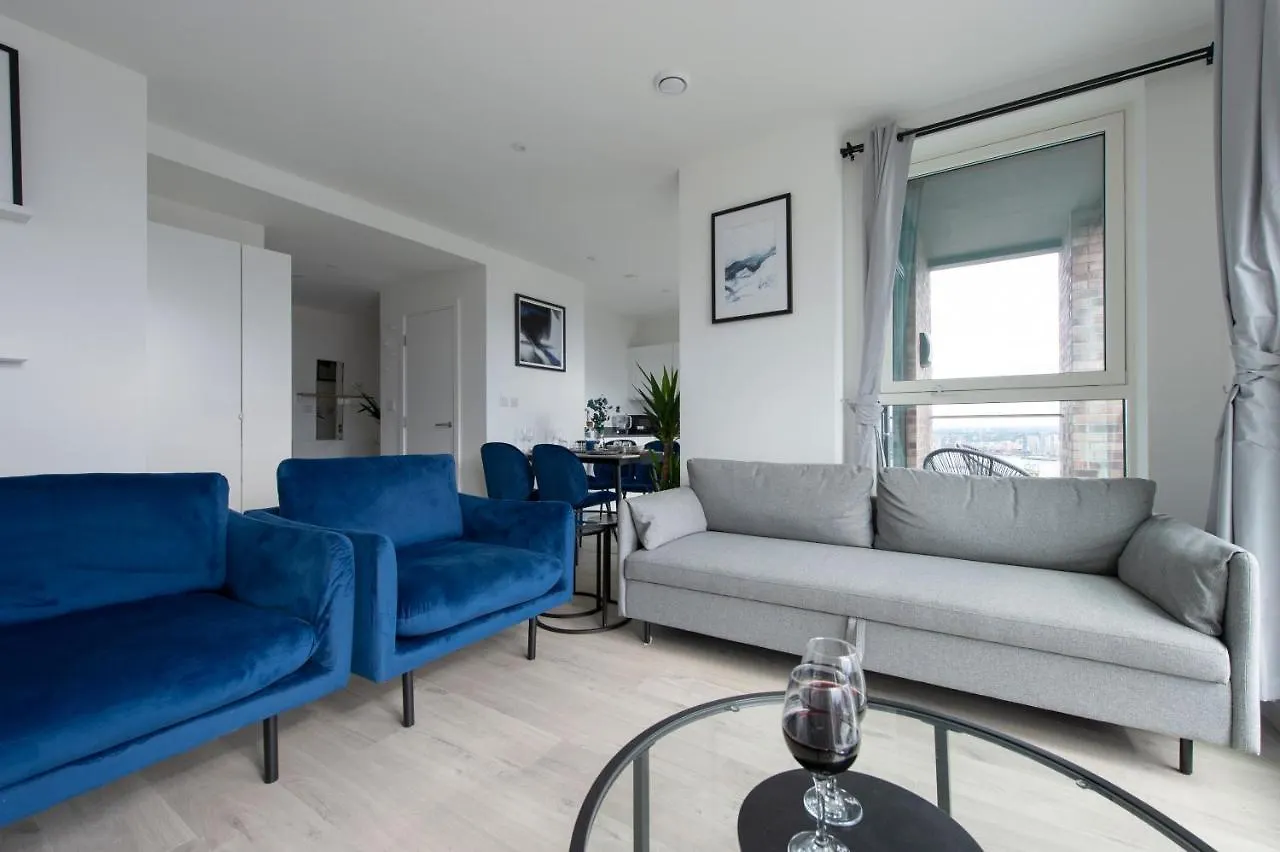 Ac Luxe Penthouse With Free Parking Apartment London United Kingdom