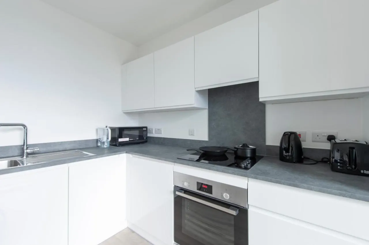 Ac Luxe Penthouse With Free Parking Apartment London