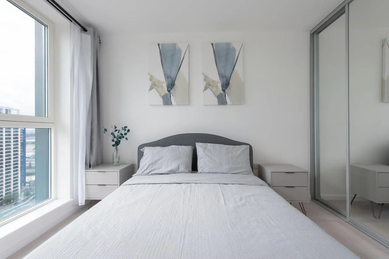 Ac Luxe Penthouse With Free Parking Apartment London United Kingdom