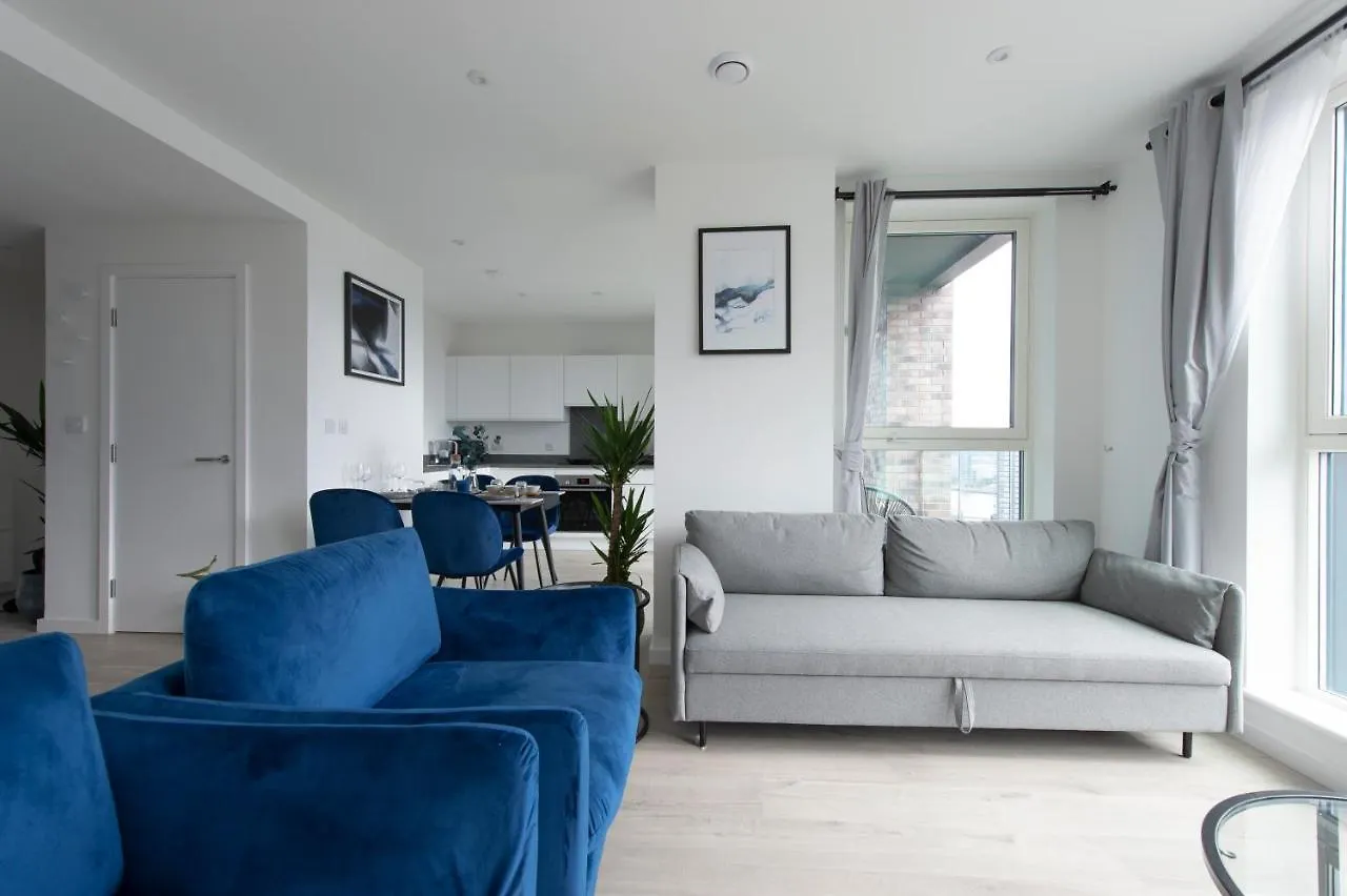 Ac Luxe Penthouse With Free Parking Apartment London