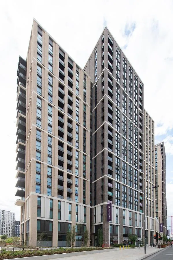 Ac Luxe Penthouse With Free Parking Apartment London